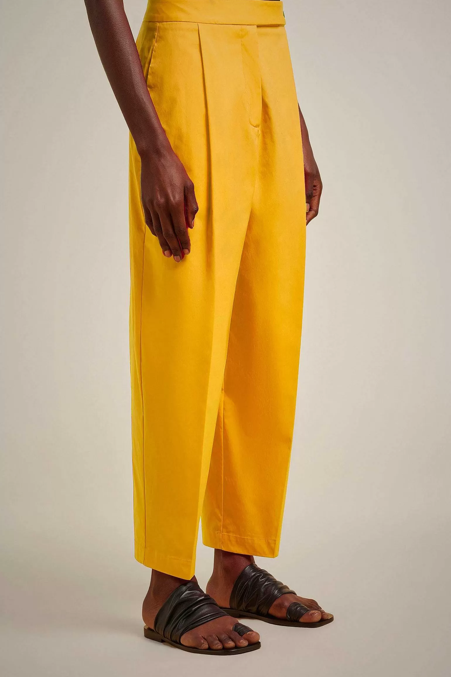 Hot Liviana conti Pantalone Bianco | Albicocca | Granita Al Lampone | Notte