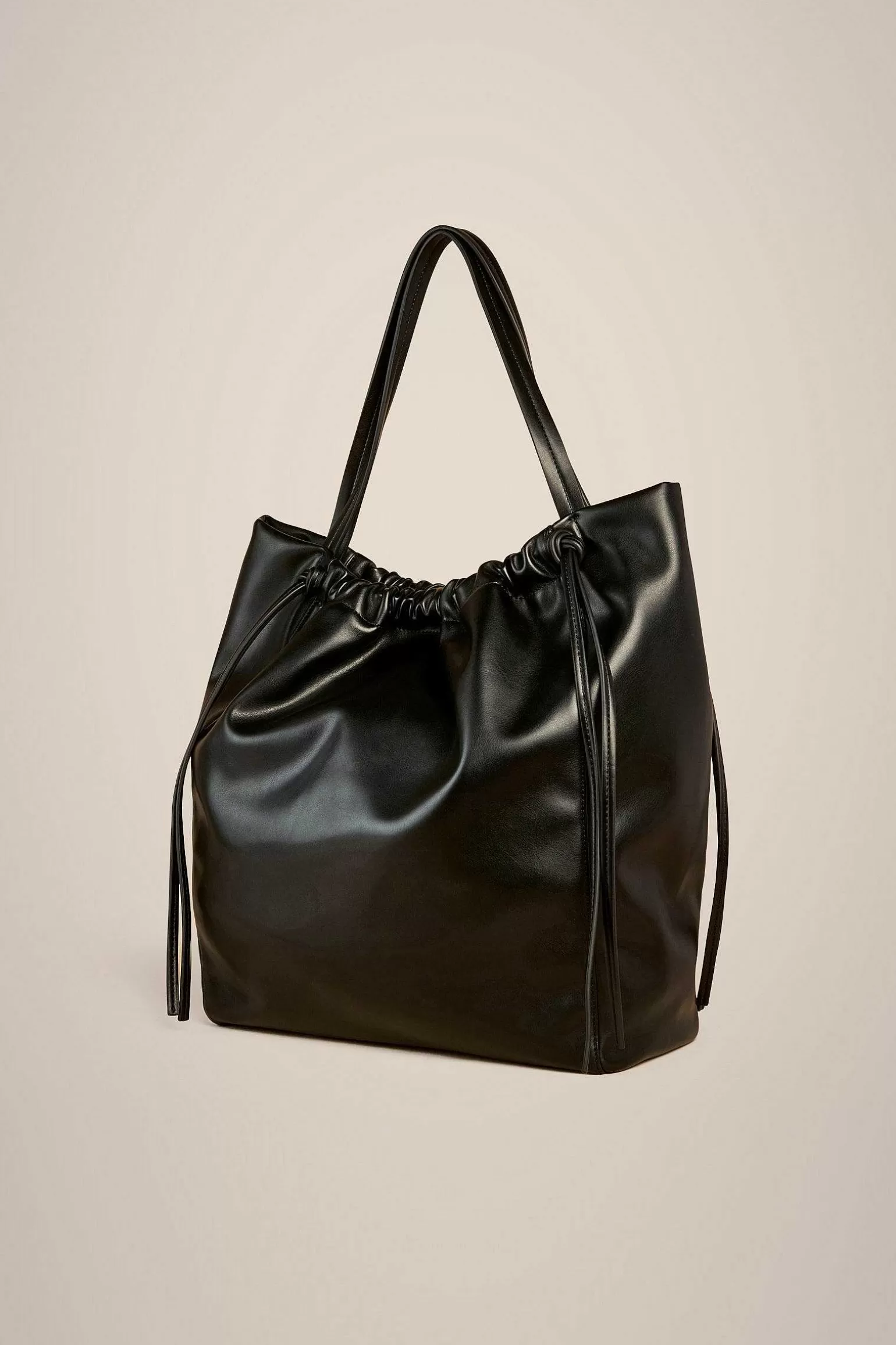 Sale Liviana conti Tote Arricciata Nero